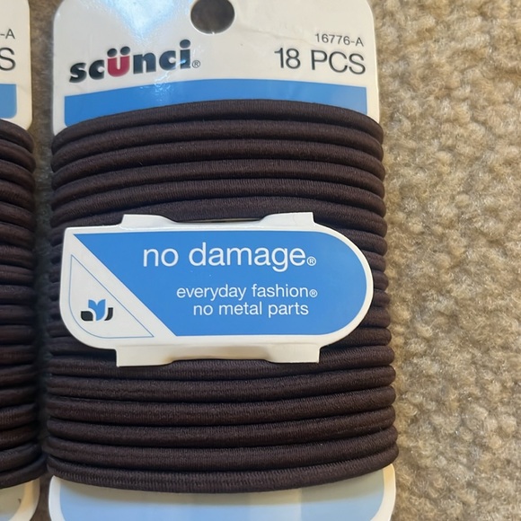 4 New packs of scunci - Picture 5 of 7